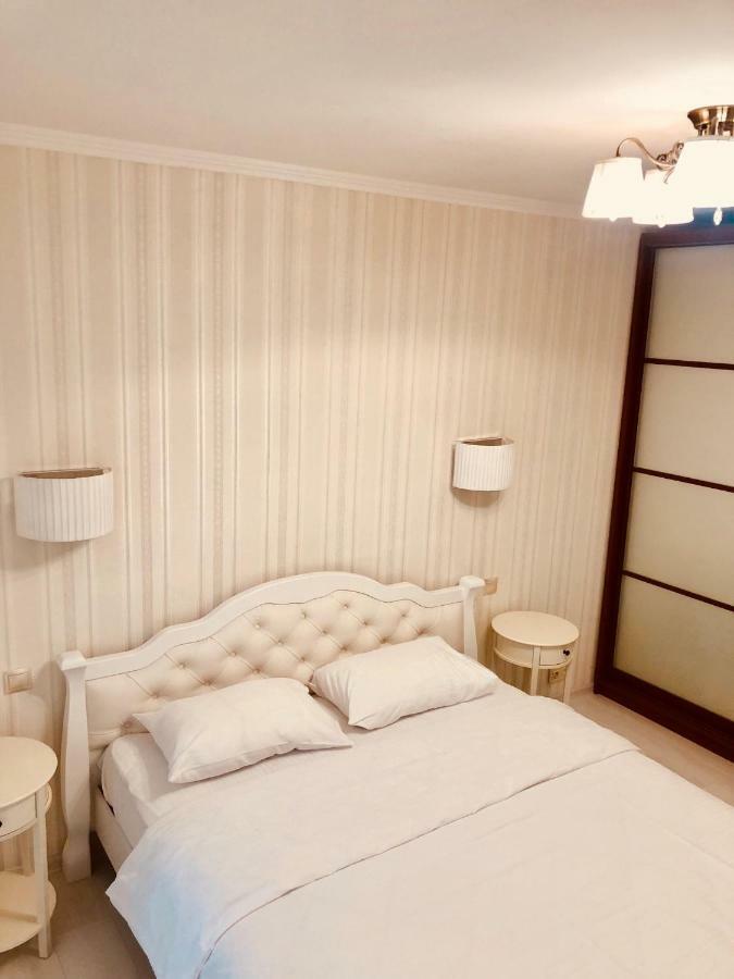 Classic Apartment Boryspilʼ 외부 사진